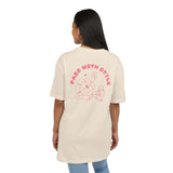 Laden Sie das Bild in den Galerie-Viewer, Unisex Heavy Oversize Graphic Tee- &#39;Pass With Style&#39;